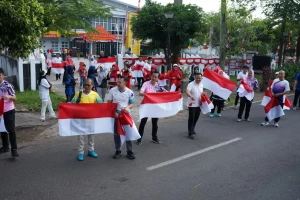 Semarak Pembagian Bendera Merah Putih dan Lomba 17 Agustus di Halaman Dinas PERKIM Muba